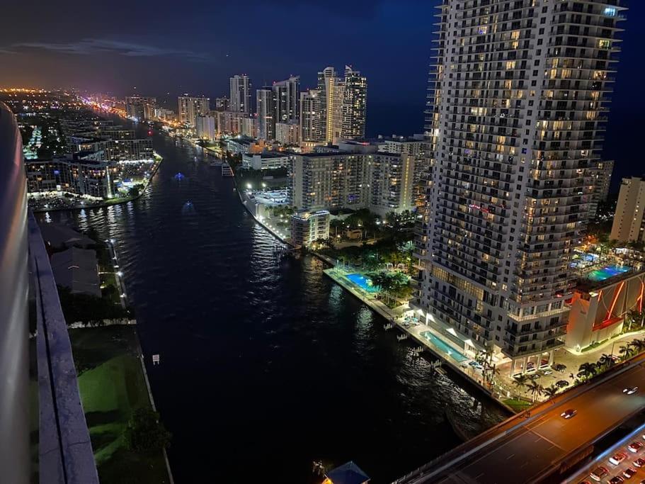 Miami Beach 1B/1B Incredible View Apartment With Kitchen Hallandale Beach Exterior photo