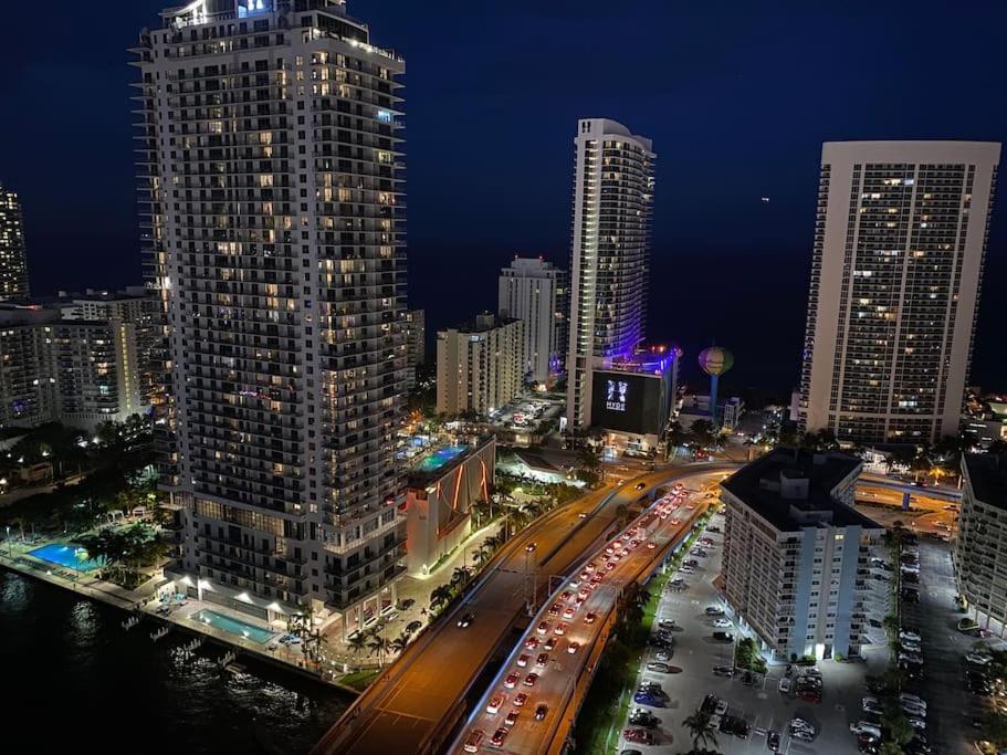 Miami Beach 1B/1B Incredible View Apartment With Kitchen Hallandale Beach Exterior photo